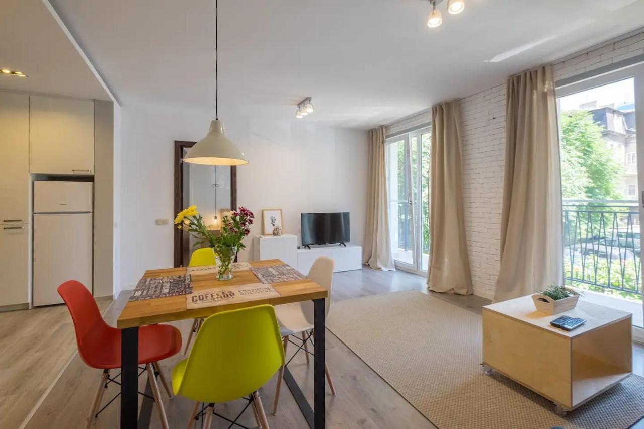 סופיה Quiet & Airy Modern Apt. Top Centre Free Parking מראה חיצוני תמונה