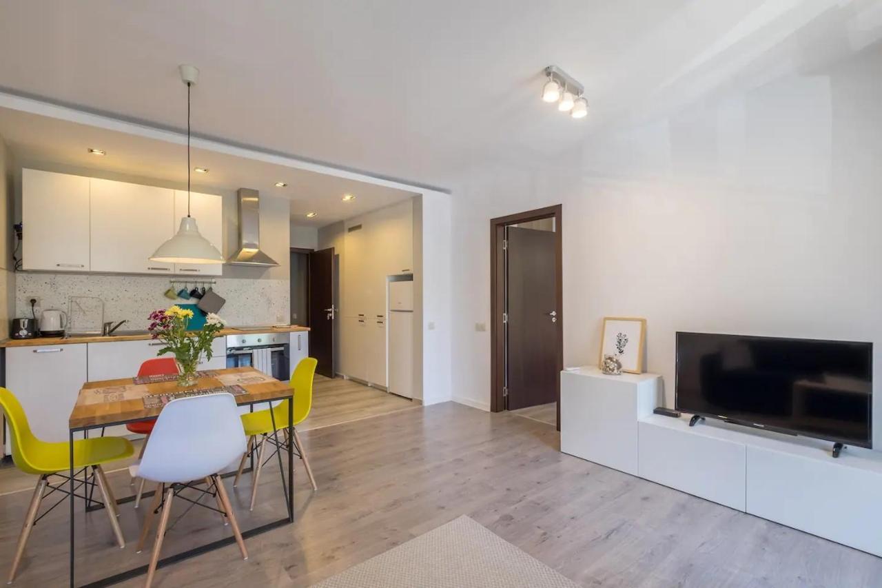 סופיה Quiet & Airy Modern Apt. Top Centre Free Parking מראה חיצוני תמונה